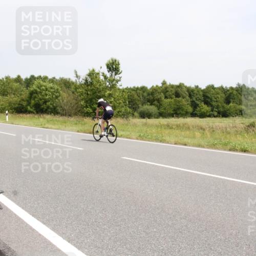22.06.2025 - Viking Triathlon Yannick Fuchs http://msf.ph/oto/8083859 22.06.2025 12:59:33 Radfahren 102, 618 meine-sportfotos.de