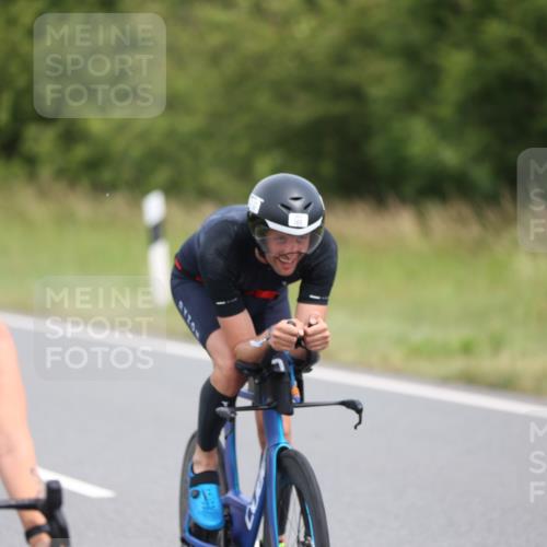 22.06.2025 - Viking Triathlon Yannick Fuchs http://msf.ph/oto/8083914 22.06.2025 12:32:00 Radfahren 123, 155, 188, 197, 362, 543, 547, 662 meine-sportfotos.de