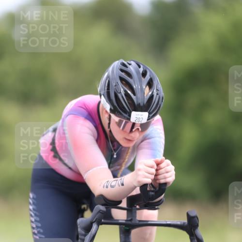 22.06.2025 - Viking Triathlon Yannick Fuchs http://msf.ph/oto/8083953 22.06.2025 12:32:26 Radfahren 202, 205, 310, 618 meine-sportfotos.de