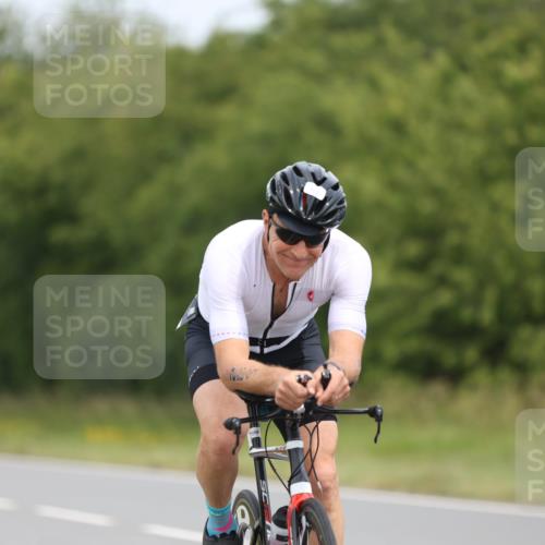 22.06.2025 - Viking Triathlon Yannick Fuchs http://msf.ph/oto/8083974 22.06.2025 12:32:29 Radfahren 202, 205, 308, 310, 618 meine-sportfotos.de