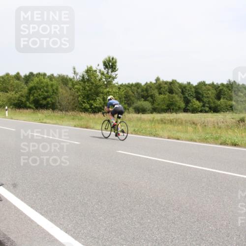 22.06.2025 - Viking Triathlon Yannick Fuchs http://msf.ph/oto/8083975 22.06.2025 13:00:01 Radfahren 166 meine-sportfotos.de
