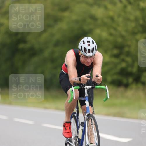 22.06.2025 - Viking Triathlon Yannick Fuchs http://msf.ph/oto/8083991 22.06.2025 12:32:38 Radfahren 308 meine-sportfotos.de