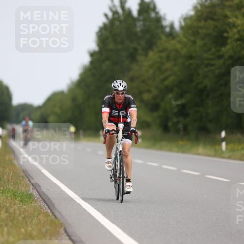 22.06.2025 - Viking Triathlon Yannick Fuchs http://msf.ph/oto/8084037 22.06.2025 12:32:52 Radfahren 189, 315, 381, 658 meine-sportfotos.de