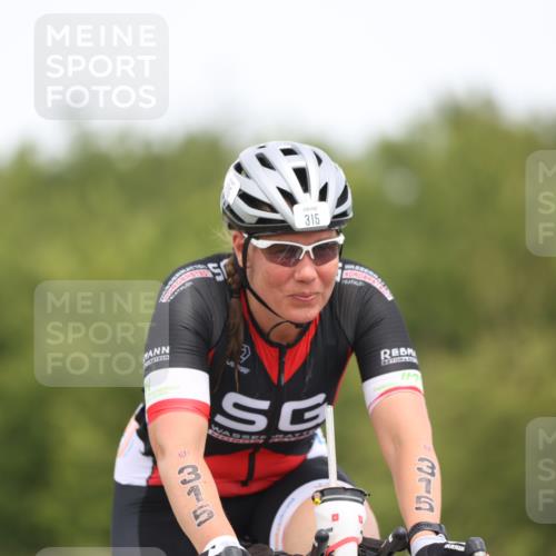 22.06.2025 - Viking Triathlon Yannick Fuchs http://msf.ph/oto/8084064 22.06.2025 12:32:55 Radfahren 315, 381, 496, 658 meine-sportfotos.de