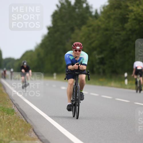 22.06.2025 - Viking Triathlon Yannick Fuchs http://msf.ph/oto/8084090 22.06.2025 12:33:02 Radfahren 240, 475, 496 meine-sportfotos.de