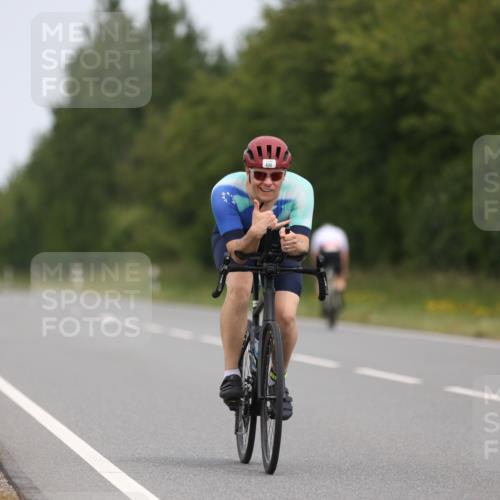 22.06.2025 - Viking Triathlon Yannick Fuchs http://msf.ph/oto/8084098 22.06.2025 12:33:02 Radfahren 240, 475, 496 meine-sportfotos.de
