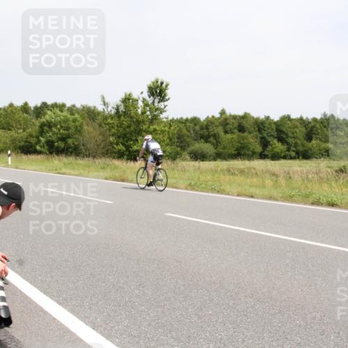 22.06.2025 - Viking Triathlon Yannick Fuchs http://msf.ph/oto/8084111 22.06.2025 13:00:17 Radfahren 41, 76, 143, 172, 403 meine-sportfotos.de