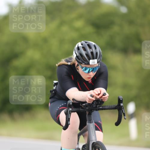 22.06.2025 - Viking Triathlon Yannick Fuchs http://msf.ph/oto/8084131 22.06.2025 12:33:08 Radfahren 152, 240, 270, 337, 475, 496 meine-sportfotos.de