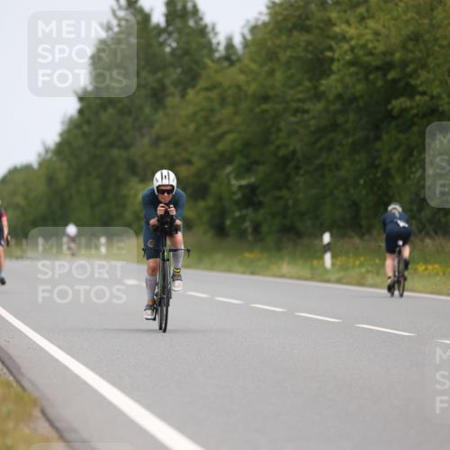 22.06.2025 - Viking Triathlon Yannick Fuchs http://msf.ph/oto/8084146 22.06.2025 12:33:15 Radfahren 61, 78, 152, 183, 270, 337, 394, 397, 638 meine-sportfotos.de