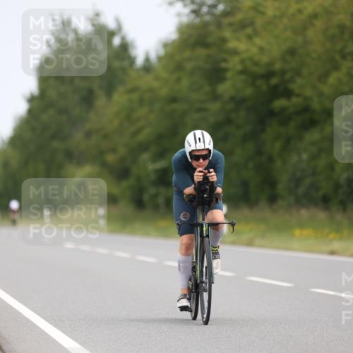 22.06.2025 - Viking Triathlon Yannick Fuchs http://msf.ph/oto/8084160 22.06.2025 12:33:16 Radfahren 61, 78, 152, 183, 270, 337, 394, 397, 638 meine-sportfotos.de