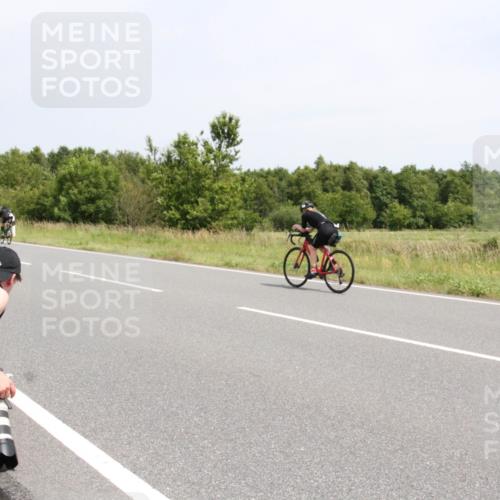 22.06.2025 - Viking Triathlon Yannick Fuchs http://msf.ph/oto/8084166 22.06.2025 13:00:23 Radfahren 41, 143, 376, 403 meine-sportfotos.de