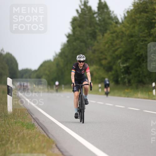 22.06.2025 - Viking Triathlon Yannick Fuchs http://msf.ph/oto/8084174 22.06.2025 12:33:19 Radfahren 61, 78, 93, 152, 183, 270, 337, 394, 397, 638 meine-sportfotos.de