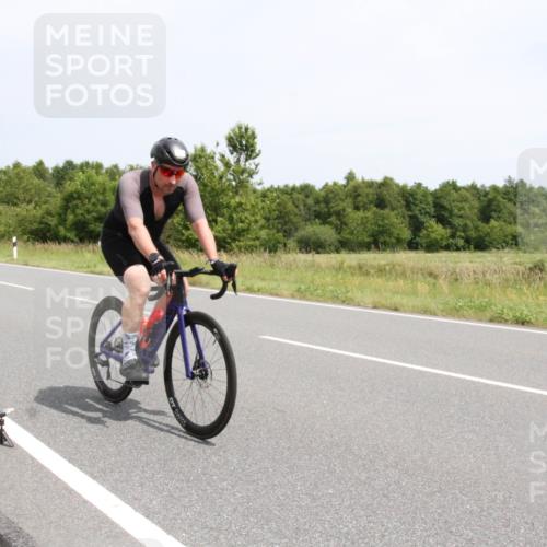 22.06.2025 - Viking Triathlon Yannick Fuchs http://msf.ph/oto/8084273 22.06.2025 13:01:09 Radfahren 163, 275 meine-sportfotos.de
