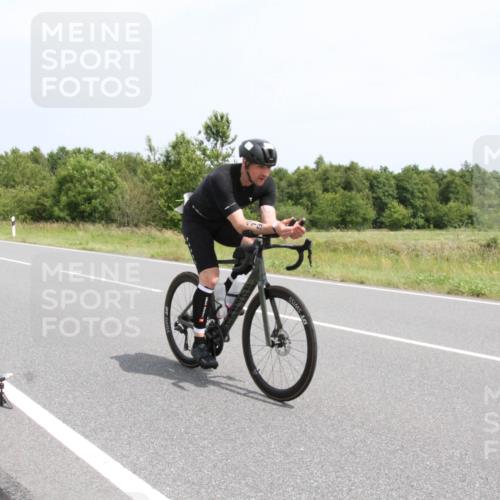 22.06.2025 - Viking Triathlon Yannick Fuchs http://msf.ph/oto/8084300 22.06.2025 13:01:40 Radfahren 95, 182, 419 meine-sportfotos.de