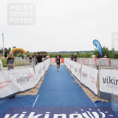 22.06.2025 - Viking Triathlon MichiJ http://msf.ph/oto/8084349 22.06.2025 16:19:44 Ziel 191, 372 meine-sportfotos.de