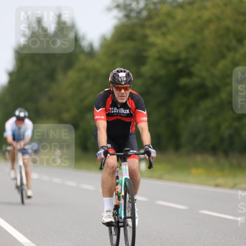 22.06.2025 - Viking Triathlon Yannick Fuchs http://msf.ph/oto/8084350 22.06.2025 12:34:07 Radfahren 26, 281, 643, 650 meine-sportfotos.de
