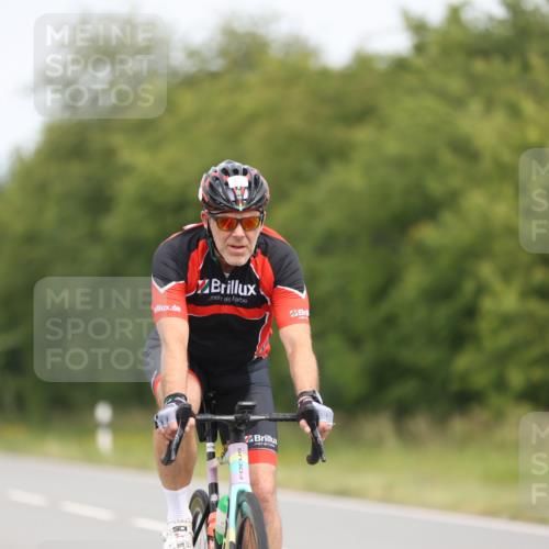 22.06.2025 - Viking Triathlon Yannick Fuchs http://msf.ph/oto/8084358 22.06.2025 12:34:08 Radfahren 26, 281, 643, 650 meine-sportfotos.de