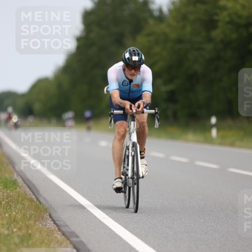 22.06.2025 - Viking Triathlon Yannick Fuchs http://msf.ph/oto/8084367 22.06.2025 12:34:09 Radfahren 26, 281, 643, 650 meine-sportfotos.de
