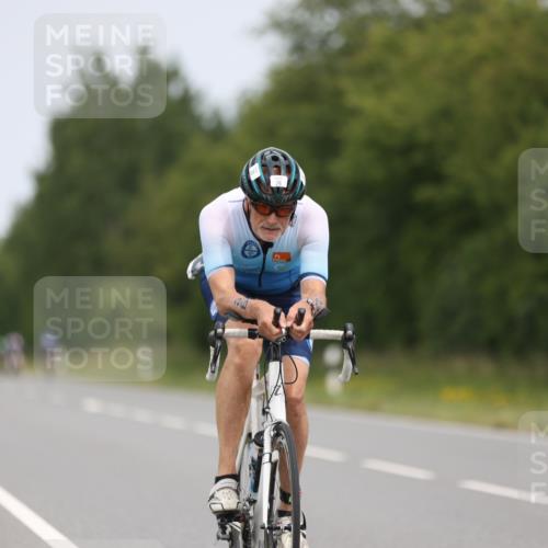 22.06.2025 - Viking Triathlon Yannick Fuchs http://msf.ph/oto/8084376 22.06.2025 12:34:10 Radfahren 26, 643, 650 meine-sportfotos.de