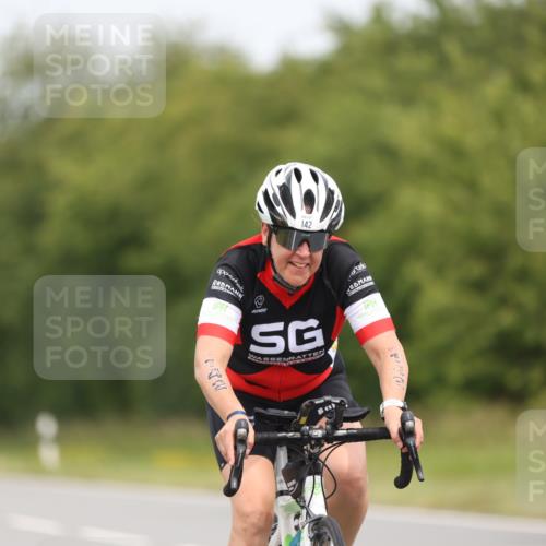22.06.2025 - Viking Triathlon Yannick Fuchs http://msf.ph/oto/8084412 22.06.2025 12:34:28 Radfahren 142, 253, 269, 287, 375, 415 meine-sportfotos.de