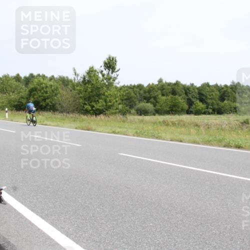 22.06.2025 - Viking Triathlon Yannick Fuchs http://msf.ph/oto/8084421 22.06.2025 13:02:47 Radfahren 23, 433 meine-sportfotos.de