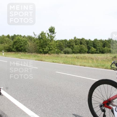 22.06.2025 - Viking Triathlon Yannick Fuchs http://msf.ph/oto/8084441 22.06.2025 13:02:54 Radfahren 77 meine-sportfotos.de