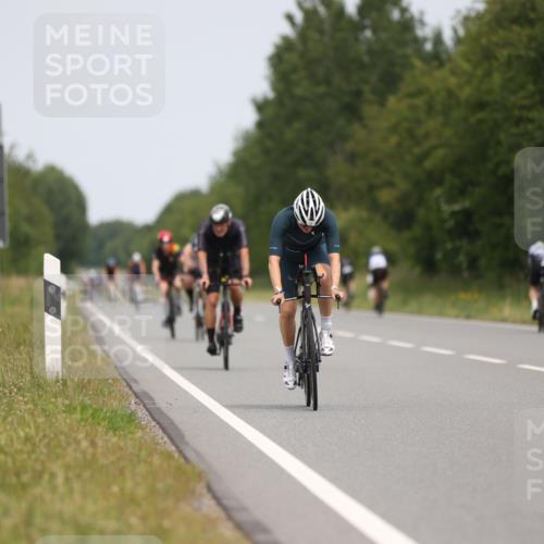 22.06.2025 - Viking Triathlon Yannick Fuchs http://msf.ph/oto/8084452 22.06.2025 12:34:37 Radfahren 24, 172, 287, 372, 415, 425, 471 meine-sportfotos.de