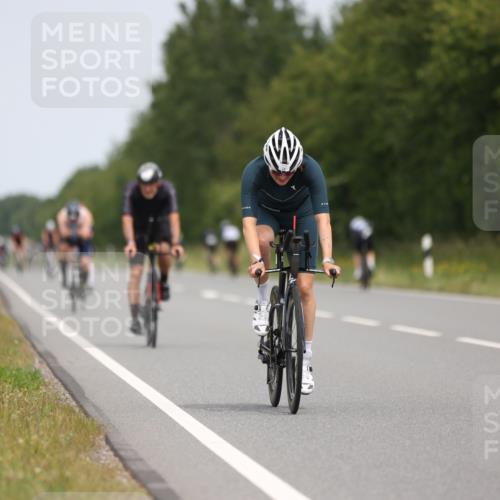 22.06.2025 - Viking Triathlon Yannick Fuchs http://msf.ph/oto/8084455 22.06.2025 12:34:38 Radfahren 24, 172, 287, 372, 415, 425, 471 meine-sportfotos.de