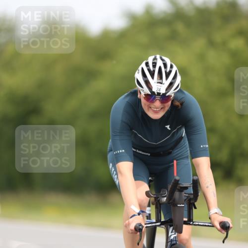 22.06.2025 - Viking Triathlon Yannick Fuchs http://msf.ph/oto/8084475 22.06.2025 12:34:40 Radfahren 24, 163, 172, 372, 415, 425, 471 meine-sportfotos.de