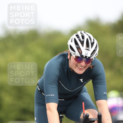 22.06.2025 - Viking Triathlon Yannick Fuchs http://msf.ph/oto/8084479 22.06.2025 12:34:40 Radfahren 24, 163, 172, 372, 415, 425, 471 meine-sportfotos.de