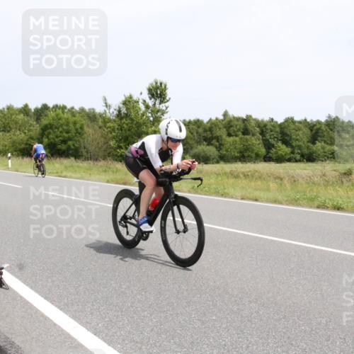 22.06.2025 - Viking Triathlon Yannick Fuchs http://msf.ph/oto/8084487 22.06.2025 13:03:17 Radfahren 86, 454, 490, 637, 657 meine-sportfotos.de