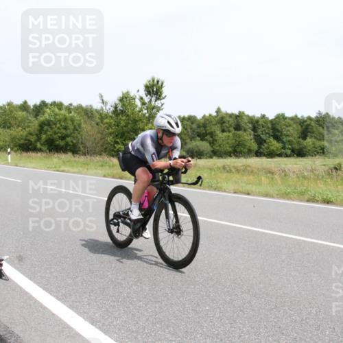 22.06.2025 - Viking Triathlon Yannick Fuchs http://msf.ph/oto/8084495 22.06.2025 13:03:20 Radfahren 86, 454, 637 meine-sportfotos.de