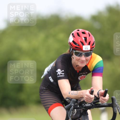 22.06.2025 - Viking Triathlon Yannick Fuchs http://msf.ph/oto/8084522 22.06.2025 12:34:46 Radfahren 163, 172, 358, 372, 411, 425, 471, 619 meine-sportfotos.de