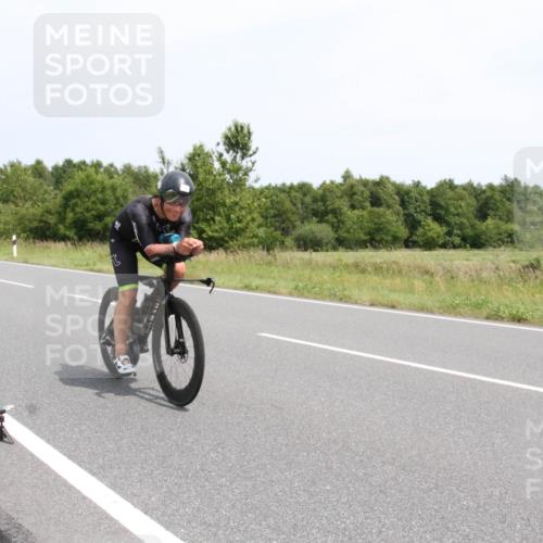 22.06.2025 - Viking Triathlon Yannick Fuchs http://msf.ph/oto/8084523 22.06.2025 13:03:35 Radfahren 44, 211, 356, 530 meine-sportfotos.de