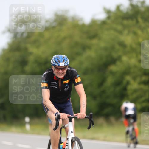 22.06.2025 - Viking Triathlon Yannick Fuchs http://msf.ph/oto/8084562 22.06.2025 12:34:57 Radfahren 17, 102, 358, 411, 416, 619, 635, 645 meine-sportfotos.de
