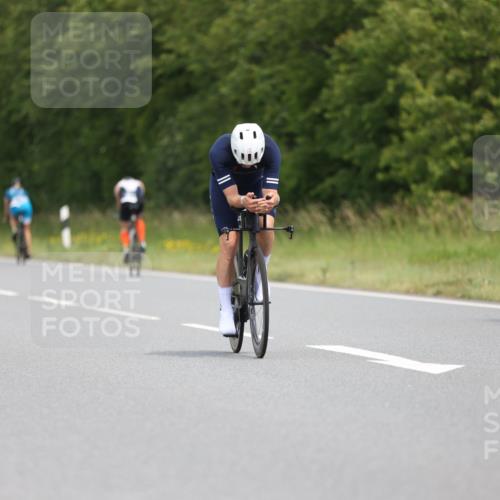 22.06.2025 - Viking Triathlon Yannick Fuchs http://msf.ph/oto/8084580 22.06.2025 12:34:59 Radfahren 17, 102, 352, 358, 416, 619, 635, 645 meine-sportfotos.de