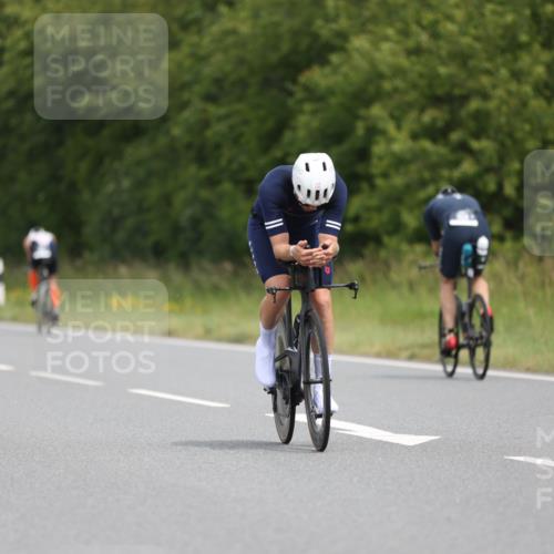 22.06.2025 - Viking Triathlon Yannick Fuchs http://msf.ph/oto/8084584 22.06.2025 12:35:00 Radfahren 17, 102, 352, 416, 619, 635, 645 meine-sportfotos.de