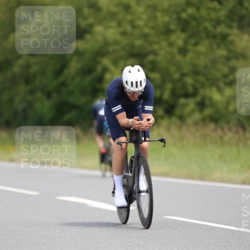 22.06.2025 - Viking Triathlon Yannick Fuchs http://msf.ph/oto/8084589 22.06.2025 12:35:00 Radfahren 17, 102, 352, 416, 619, 635, 645 meine-sportfotos.de