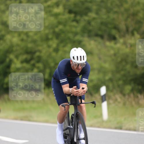 22.06.2025 - Viking Triathlon Yannick Fuchs http://msf.ph/oto/8084593 22.06.2025 12:35:00 Radfahren 17, 102, 352, 416, 619, 635, 645 meine-sportfotos.de