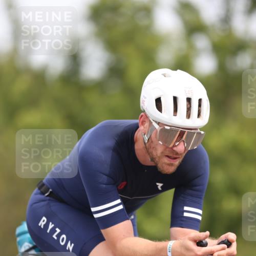 22.06.2025 - Viking Triathlon Yannick Fuchs http://msf.ph/oto/8084599 22.06.2025 12:35:01 Radfahren 17, 102, 352, 416, 635, 645 meine-sportfotos.de