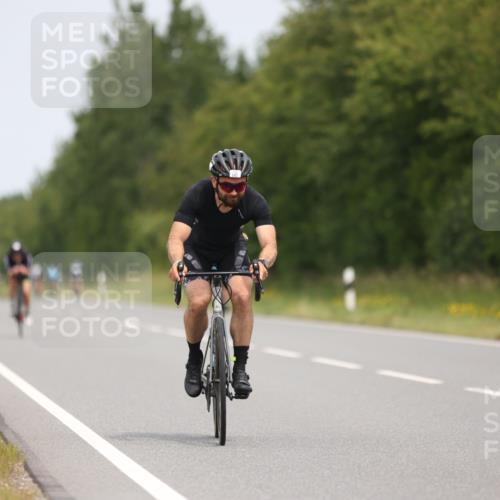 22.06.2025 - Viking Triathlon Yannick Fuchs http://msf.ph/oto/8084665 22.06.2025 12:35:12 Radfahren 72, 254, 352, 376, 542, 660 meine-sportfotos.de