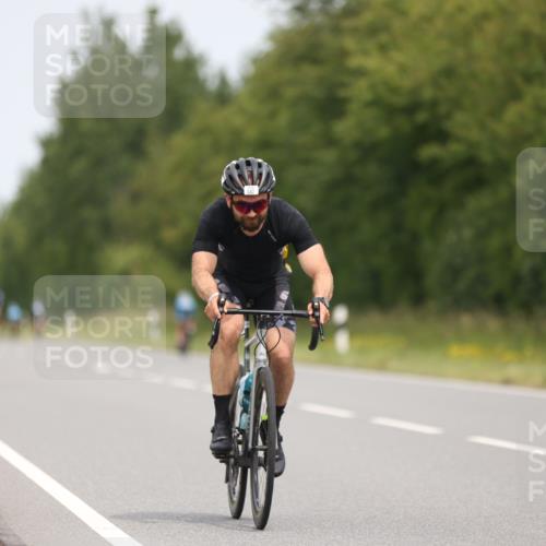22.06.2025 - Viking Triathlon Yannick Fuchs http://msf.ph/oto/8084669 22.06.2025 12:35:13 Radfahren 72, 254, 352, 376, 542, 660 meine-sportfotos.de