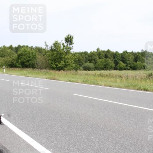 22.06.2025 - Viking Triathlon Yannick Fuchs http://msf.ph/oto/8084685 22.06.2025 13:03:47 Radfahren 130, 538 meine-sportfotos.de