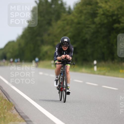 22.06.2025 - Viking Triathlon Yannick Fuchs http://msf.ph/oto/8084695 22.06.2025 12:35:16 Radfahren 72, 254, 376, 542, 660 meine-sportfotos.de