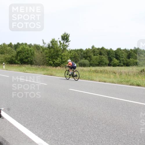22.06.2025 - Viking Triathlon Yannick Fuchs http://msf.ph/oto/8084697 22.06.2025 13:03:48 Radfahren 130, 538 meine-sportfotos.de