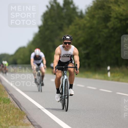 22.06.2025 - Viking Triathlon Yannick Fuchs http://msf.ph/oto/8084716 22.06.2025 12:35:30 Radfahren 76, 182, 454, 481, 513, 553 meine-sportfotos.de