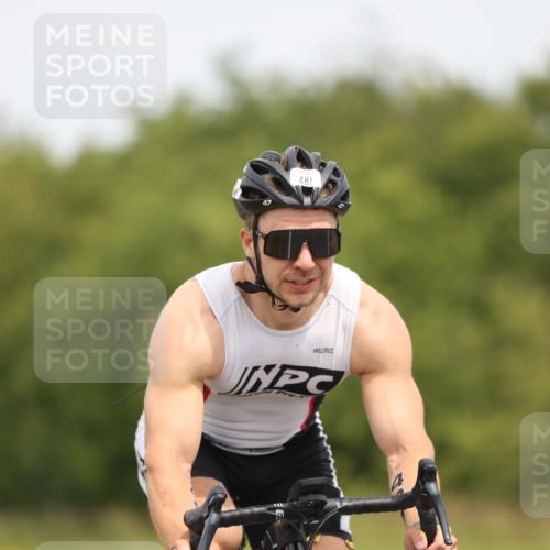 22.06.2025 - Viking Triathlon Yannick Fuchs http://msf.ph/oto/8084729 22.06.2025 12:35:32 Radfahren 76, 182, 454, 481, 513, 553, 623 meine-sportfotos.de