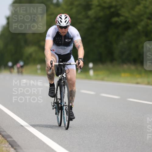 22.06.2025 - Viking Triathlon Yannick Fuchs http://msf.ph/oto/8084735 22.06.2025 12:35:33 Radfahren 76, 182, 454, 481, 513, 553, 623 meine-sportfotos.de