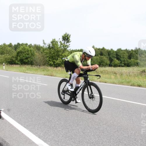 22.06.2025 - Viking Triathlon Yannick Fuchs http://msf.ph/oto/8084792 22.06.2025 13:04:01 Radfahren 220, 292, 324, 655 meine-sportfotos.de