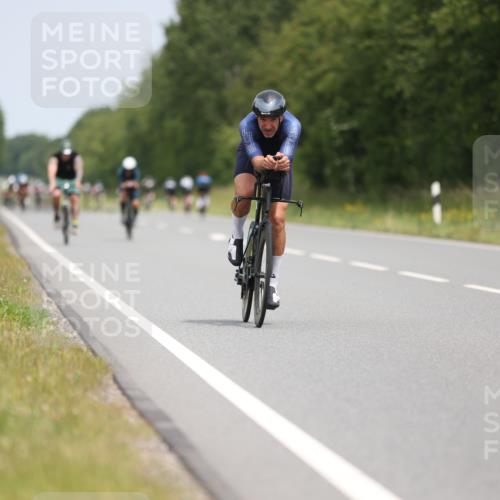 22.06.2025 - Viking Triathlon Yannick Fuchs http://msf.ph/oto/8084806 22.06.2025 12:35:48 Radfahren 41, 74, 77, 143, 184, 210, 321, 478 meine-sportfotos.de